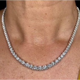 14K White Gold 11.90 Ct. Graduated Diamond Necklac