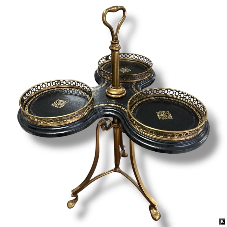 Vintage La Barge Neoclassical Trefoil Table (1 of 3)