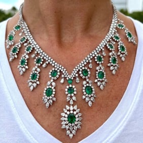 18K White Gold Colombian Emerald & Diamond Necklac