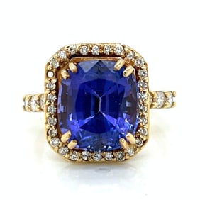 14K Yellow Gold Tanzanite & Diamond Ring
