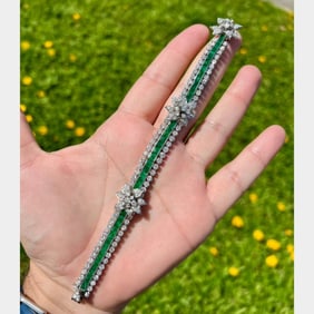 14K White Gold Emerald & Diamond Bracelet