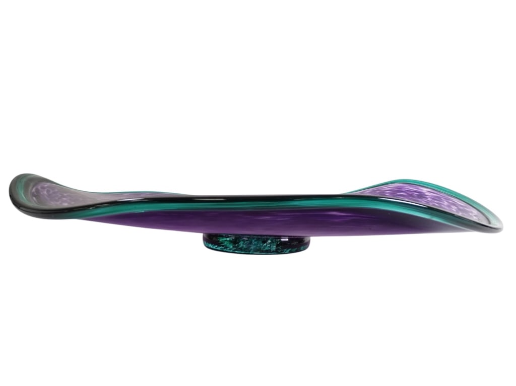 Modern Art Glass Centerpiece Bowl: Modern Art Glass Centerpiece Bowl. Unsigned. Good condition. Measures 3" H x 17" W.