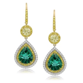 PEAR EMERALD EARRING