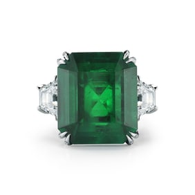OCTAGON EMERALD RING