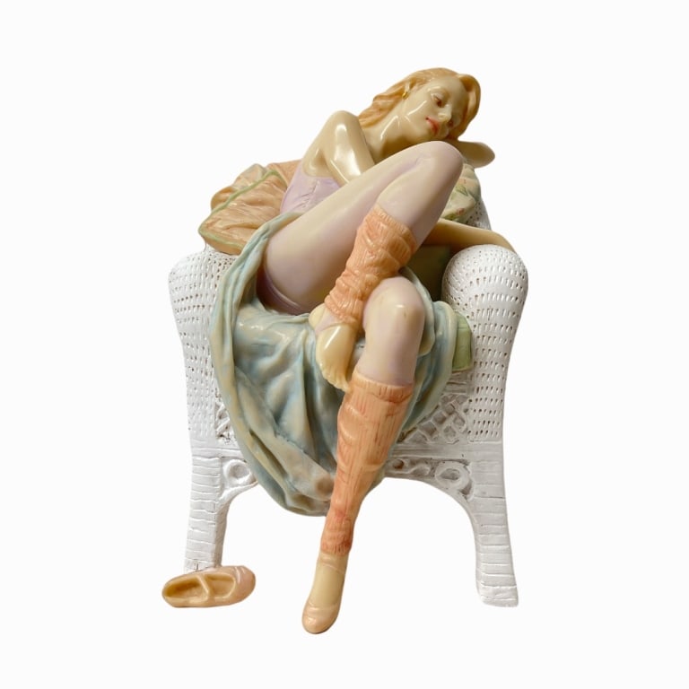 Emily Kaufmann Painted Heavy Resin Sculpture 10/35 (1 of 4)