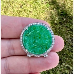 Platinum Carved Jade & Diamond Pendant/Brooch