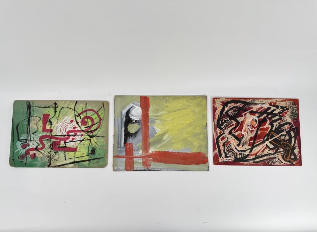 Lot Rolph Scarlett (1889-1984) Paint/Board: Rolph Scarlett, Canada (1889-1984) lot of 3 abstract paintings on board. All unsigned and unframed. Minor wear along the edges, otherwise in good condition Largest piece measures 11" x 13 1/2" Keyword