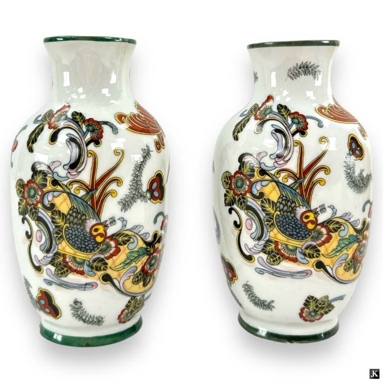 2 Vintage Hand Painted Asian Motif Porcelain Vases: 2 Vintage Hand Painted Asian Motif Porcelain Vases. Each marked with blue "Grapes" backstamp. Good condition with no chips, cracks or repairs. Measures 6" H. KEYWORDS: Meissen Style, Asian Motif, Figu