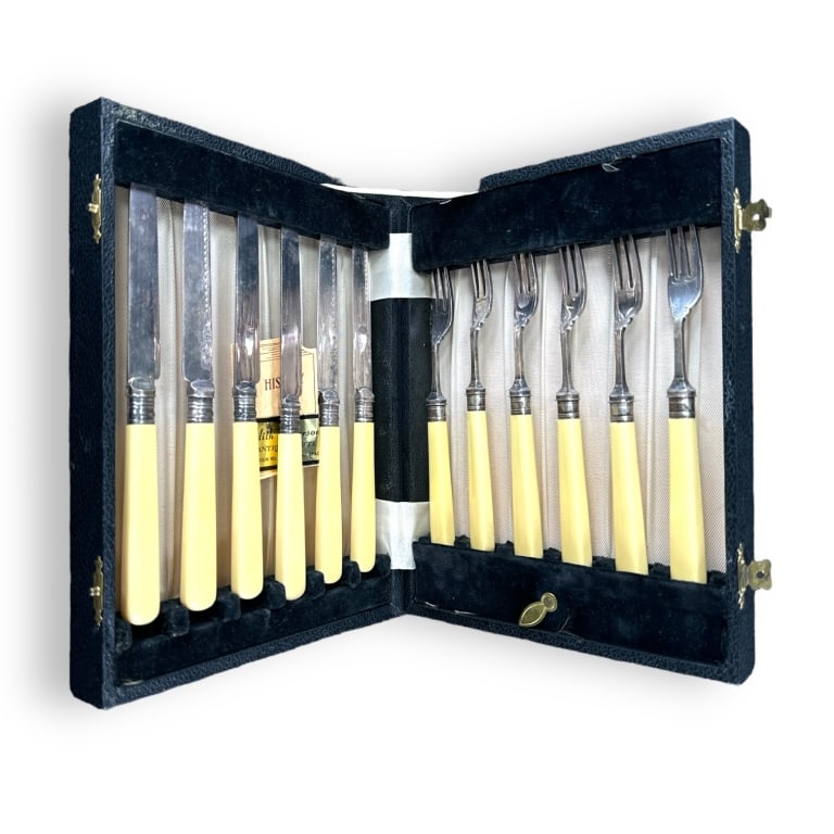 William Bruford & Son English Silverplate Fish Set (1 of 3)