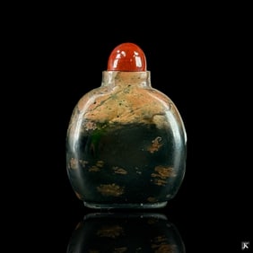 Chinese Jade Snuff Bottle With Amber Stopper