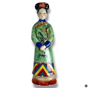 Antique Style Chinese Ceramic Figure
