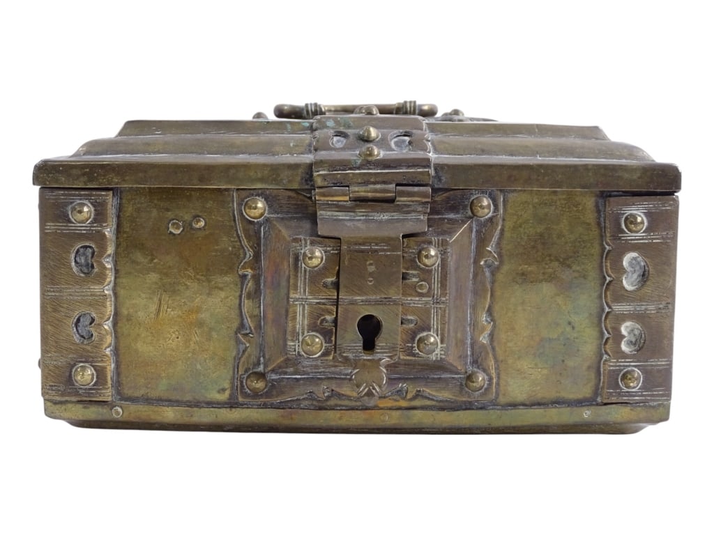 Antique Brass Box (1 of 8)