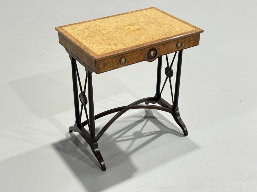 Antique English Regency End Table (1 of 12)