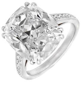 9ct Cushion Brilliant Cut Diamond Ring
