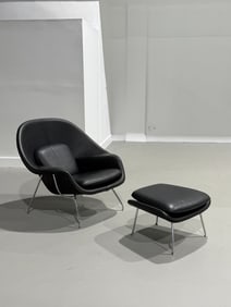 Knoll Eero Saarinen Womb Chair & Ottoman