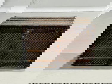 Antique Louis Vuitton Damier Trunk