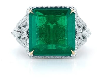 SQUARE EMERALD RING