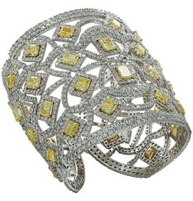 72.44 Carat Fancy Yellow Diamond Cuff Bangle in 18