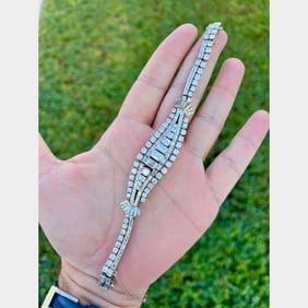 Art Deco Platinum 15.70 Ct. Diamond Bracelet