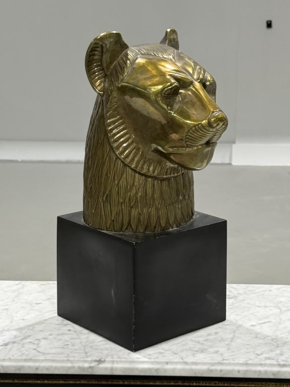 Possibly Bustamante Brass Lion: Possibly Bustamante Brass Lion 20 inches high. Circa 1970s