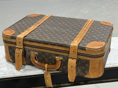 Suitcase Louis Vuitton