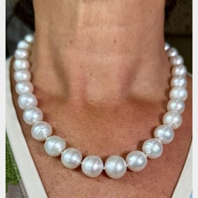 Graduated South Sea Pearl Necklace with 14K Yellow