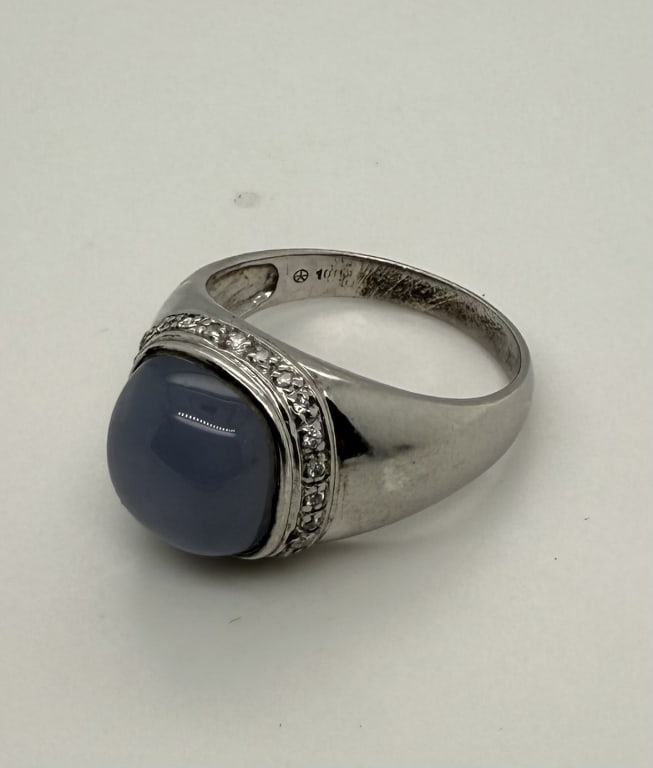 Vintage .925 Sterling Silver Gemstone Ring (1 of 6)