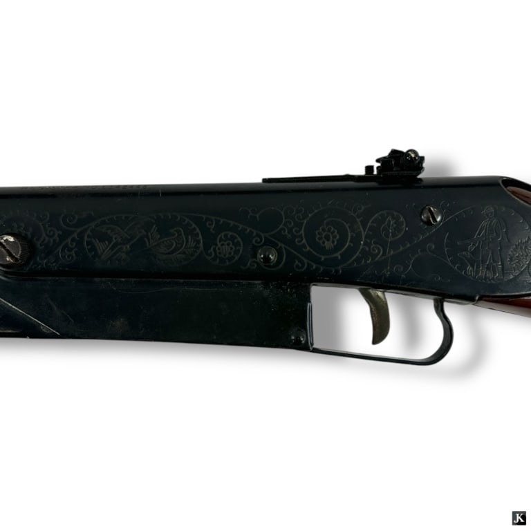 Daisy Model 25 Pump Action Air Rifle - 2