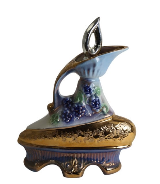 Vintage 1977 Jim Beam Regal China Whiskey Decanter (1 of 4)