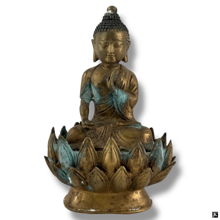 Small Vintage White Metal Thai Buddha Figure: Small Vintage White Metal Thai Buddha Figure. Unsigned. Wear from age and use, some oxidation. Measures 8" H. LA/B13/SH:2A