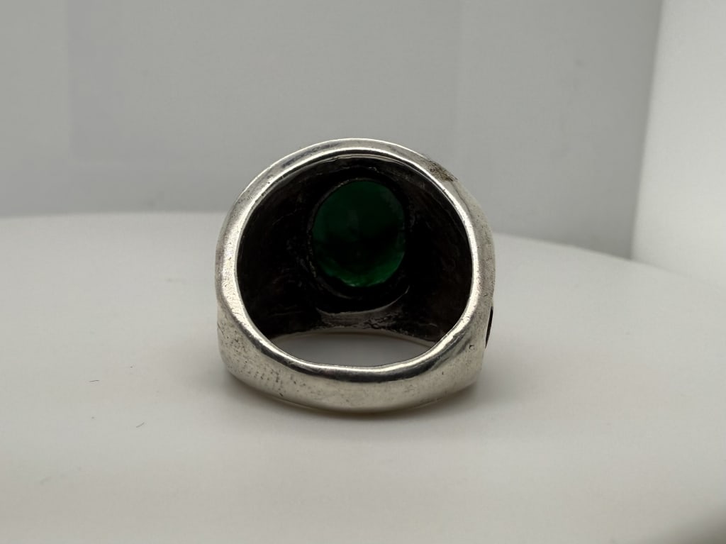 Vintage Engraved Gemstone Ring - 4