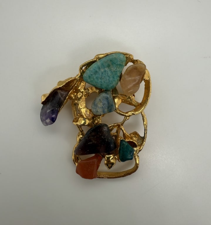 Vintage Gold Colored Gemstone Decorated Brooch (1 of 4)