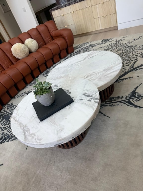 Dover white marble nesting tables on walnut bases - 3