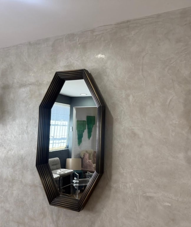 Bronze Gilad Ben-artzi Mirror: Bronze Gilad Ben-artzi mirror PICK UP LOCATION - WEST LA, LOS ANGELES