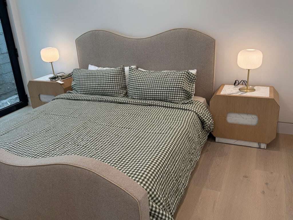 New Custom wool / cashmere with leather bed (1 of 2)