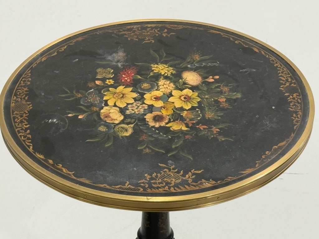 Fine French Napolean III Style Table - 6