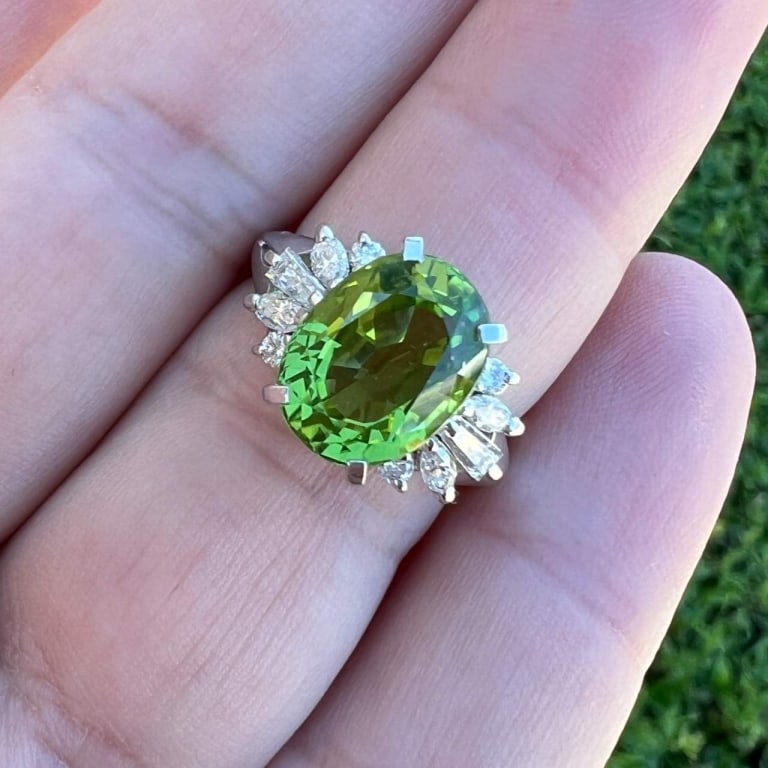 Platinum Peridot & Diamond Ring - 4