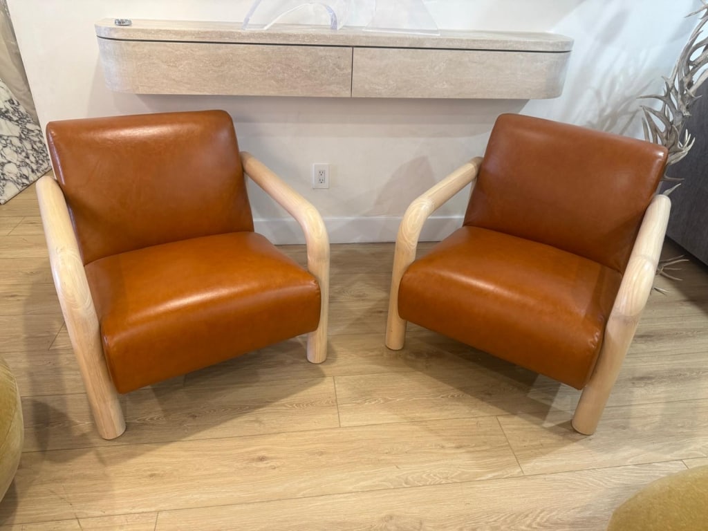 Modern oak and leather chairs: Modern oak and leather chairs PICK UP LOCATION - WEST LA, LOS ANGELES