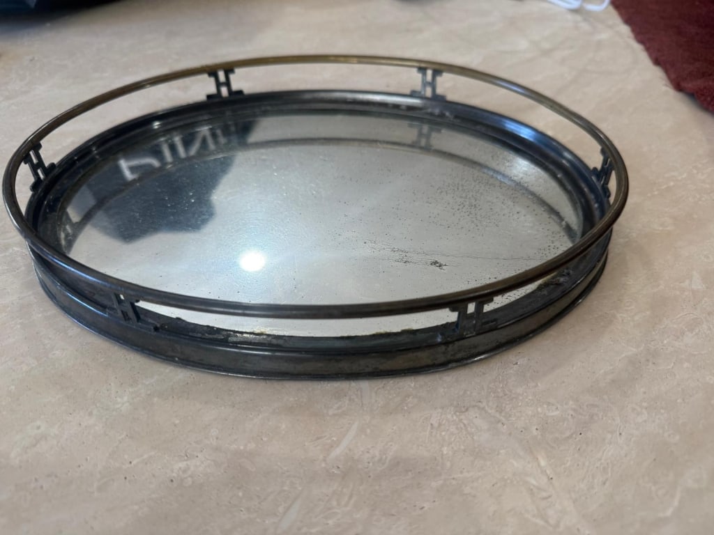 Hermes vintage vanity tray: Hermes vintage vanity tray Dimensions: 13" x 5" PICK UP LOCATION - WEST LA, LOS ANGELES