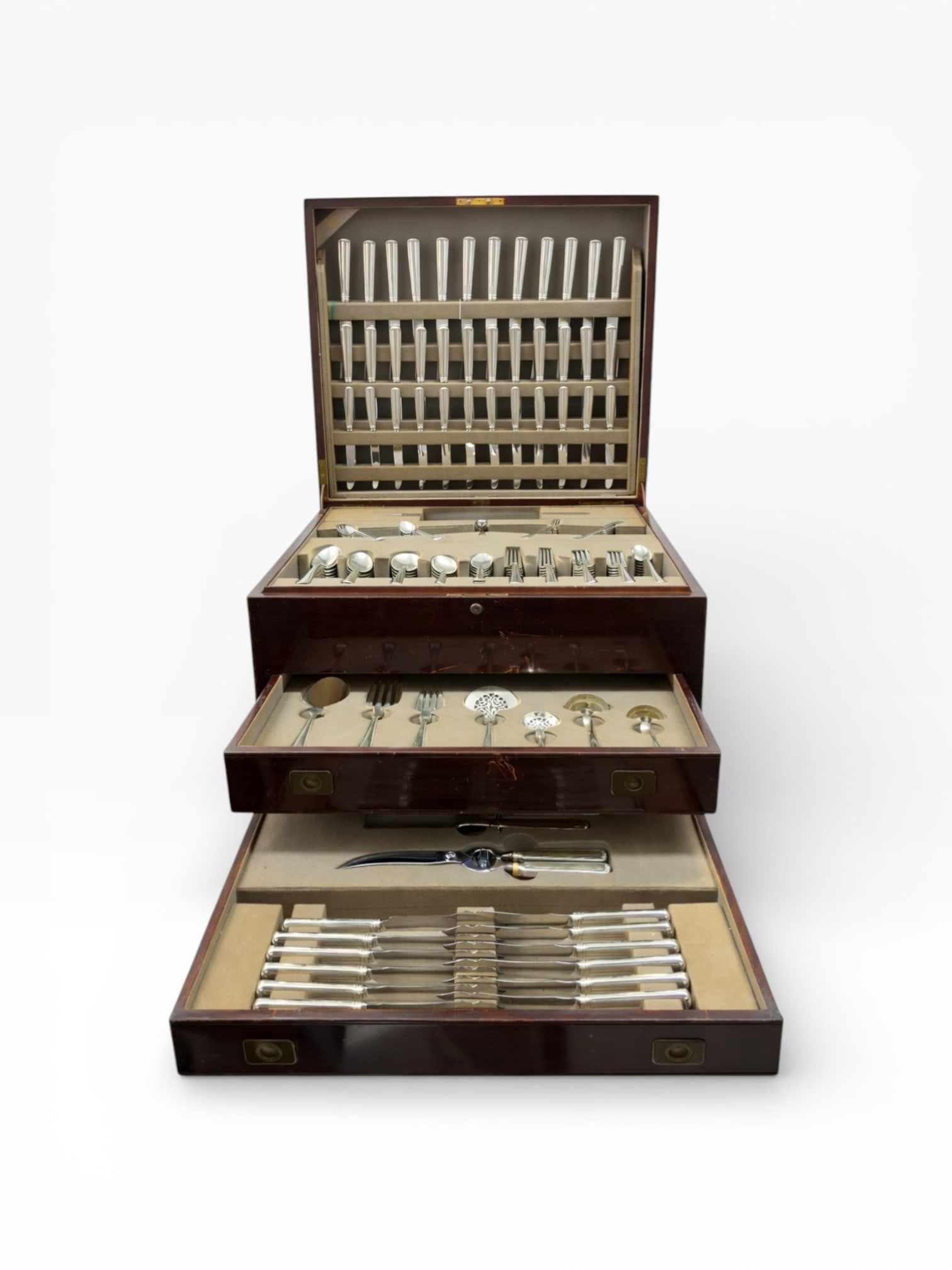 Cartier “Marie Louise” Sterling Silver Flatware Service for 18: Cartier “Marie Louise” Sterling Silver Flatware Service for 18Cartier “Marie Louise” Sterling Silver Flatware Service for 18 in Fitted Chest.Extensive Cartier sterling silver flatware