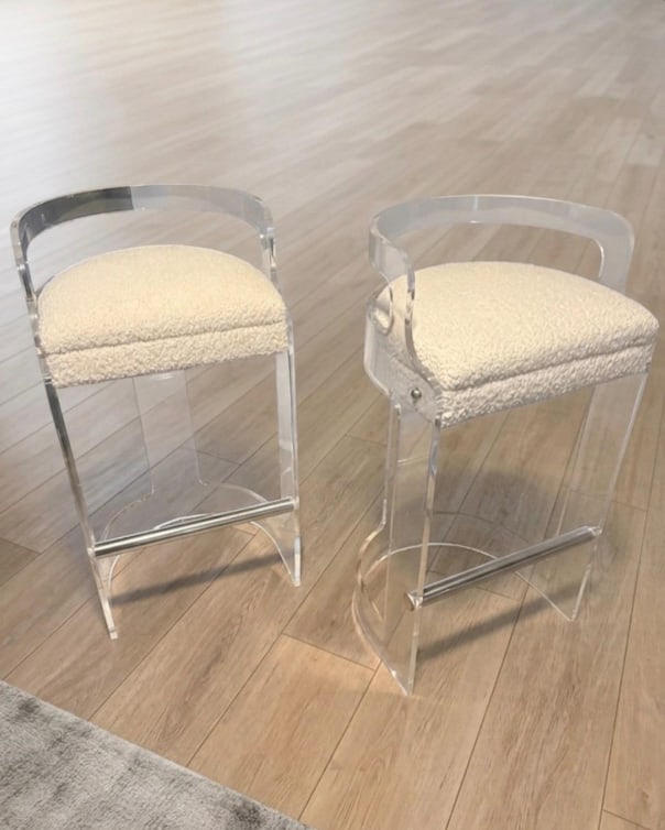 Pair of hill manufacturing lucite bar stools: Pair of hill manufacturing lucite / chrome and Boucle bar stools . Measures: 31" seat height Pick up location, West Los Angeles California. All items are coming from LA.