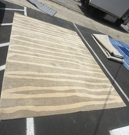 Pure Wool Rug by Christophe Farr: Pure Wool Rug by Christophe Farr Measures 9 x 11 Retail price 19k All items are coming from LA.