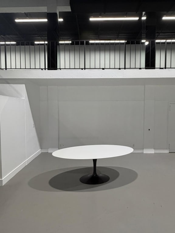 A Knoll Dining Table - 3