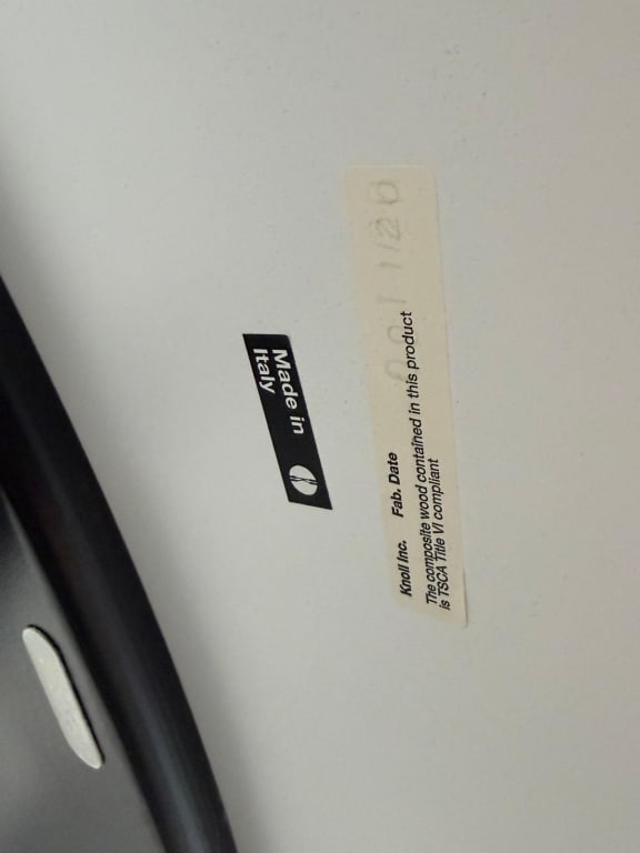 A Knoll Dining Table - 5