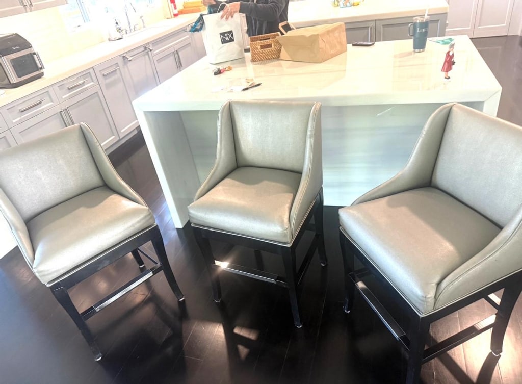 (4) Four Swivel Bar Stools (1 of 2)