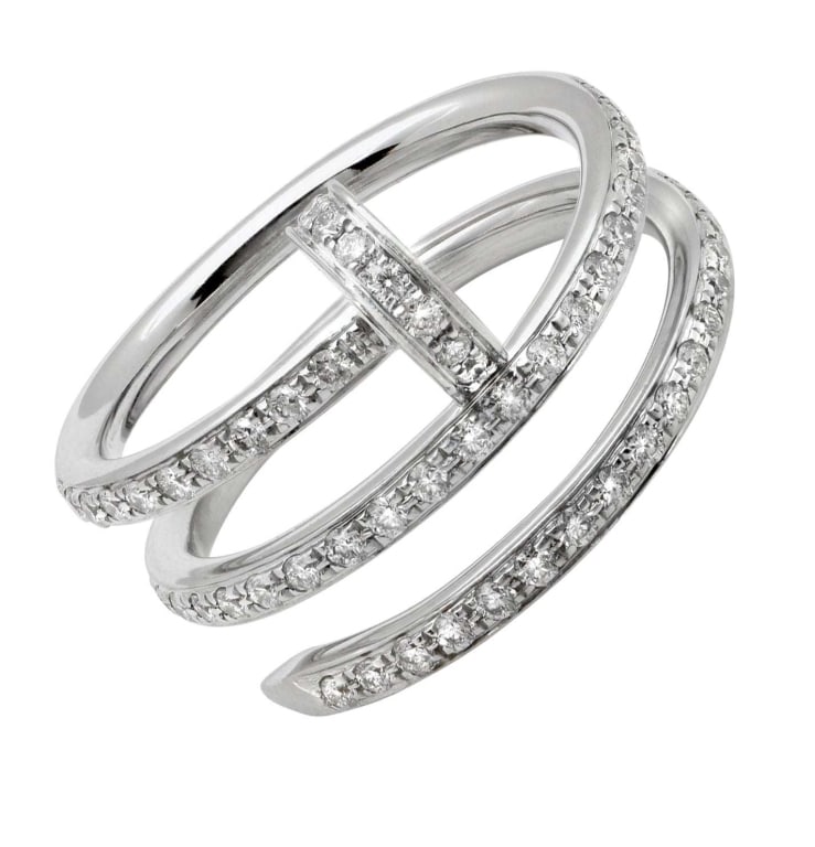 Cartier Juste Un Clou Nail Diamond Ring: Cartier Juste Un Clou Nail Diamond Ring 0.59ct in 18k White Gold – Modern Elegance SKU: 47842 Discover the stunning Cartier Juste un Clou Nail Diamond Ring, a symbol of modern elegance and audacious
