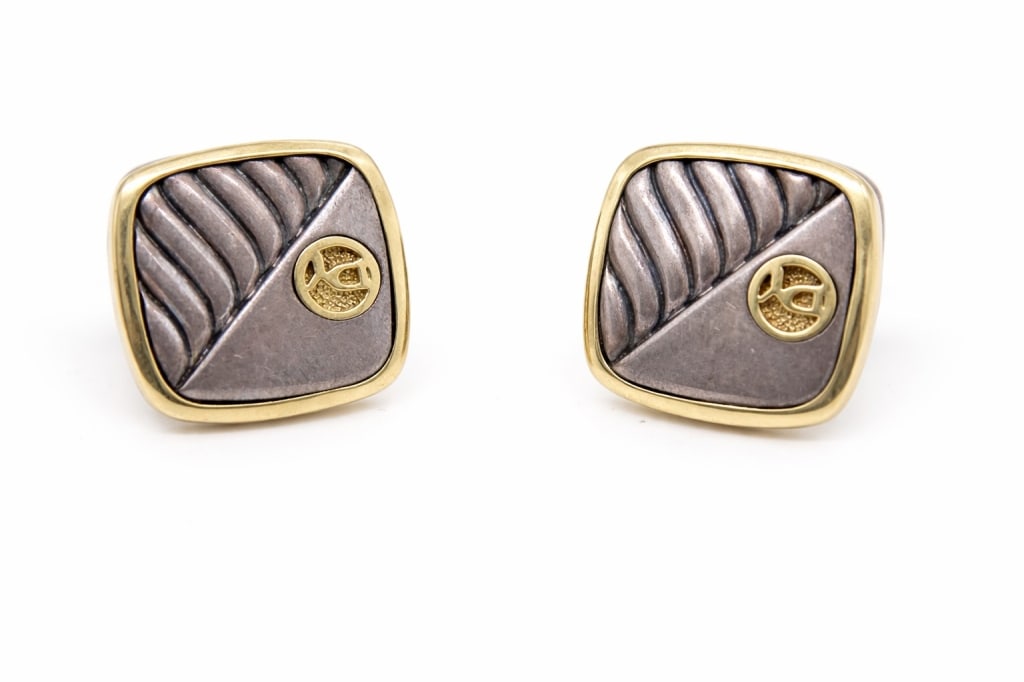 David Webb 750 & 925 Cufflinks: David Webb 750 & 925 Cufflinks 15.4 DWT Measure 5/4 Lenght