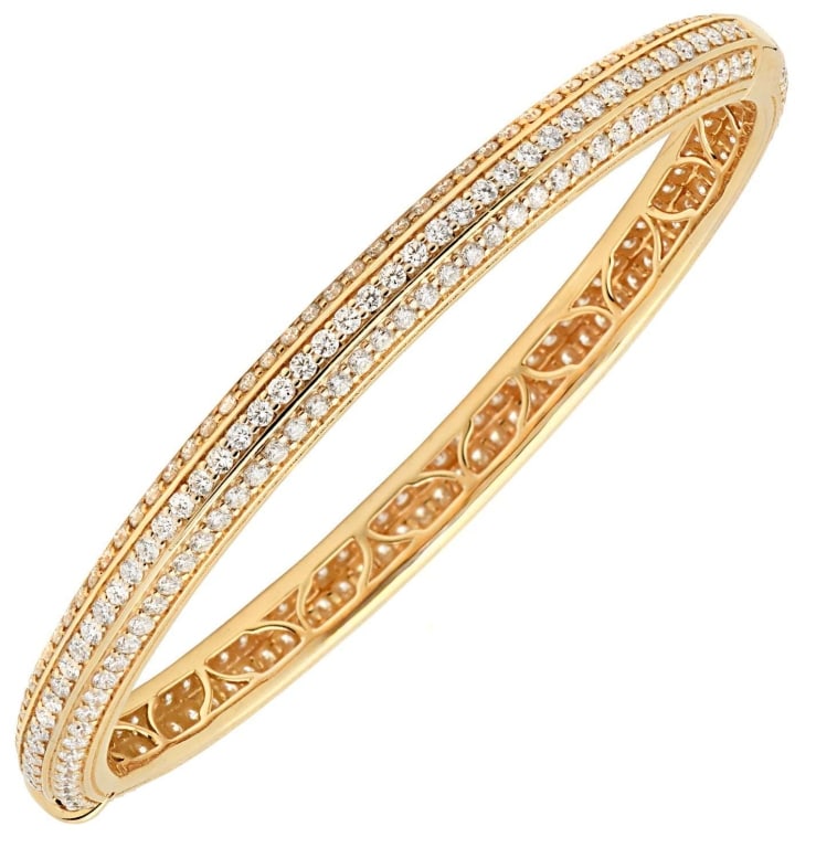 Exquisite 18K Yellow Gold Diamond Bangle (1 of 2)