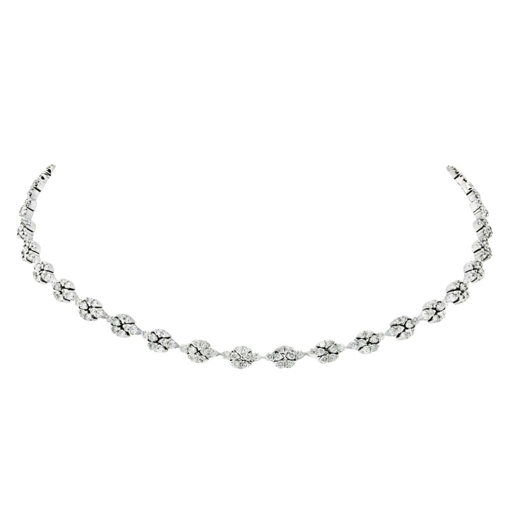 Bvlgari 7.70 Carat Diamond Cluster Link Necklace: Bvlgari 7.70 Carat Diamond Cluster Link Necklace in 18K White Gold - Exquisite Italian Craftsmanship SKU: 45617 Indulge in the unparalleled elegance of the Bvlgari 7.70 Carat Diamond Cluster Link Neck