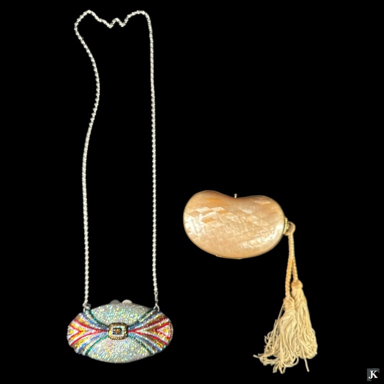Lot Of 2 Vintage Italian Minaudiere Clutch Purses: A lot of 2 vintage Italian Minaudiere purses to include a crystal jeweled purse by Bellini and a shell inlaid lacquer kidney bean purse (missing label). Each measures approx. 7" length. Some signs of